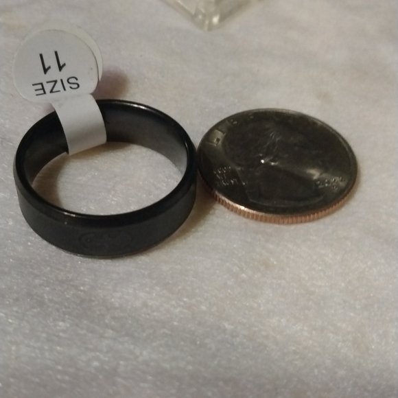 Black wedding band ring size 11 NWT (sku 362) - Picture 3 of 3